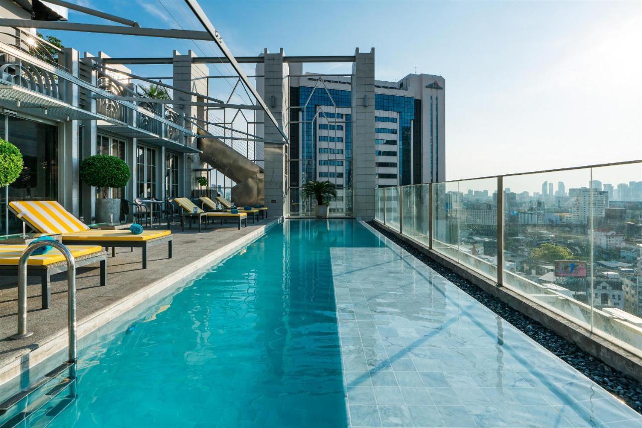 阿卡拉酒店 曼谷 外观 照片 Rooftop pool at the hotel